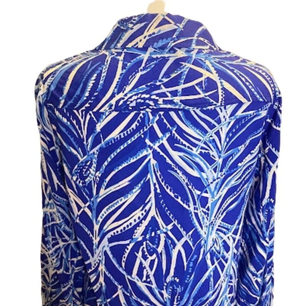 Lilly Pulitzer Button Up Blouse Womens XS Blue‎ Excellent Tropical Palm Print